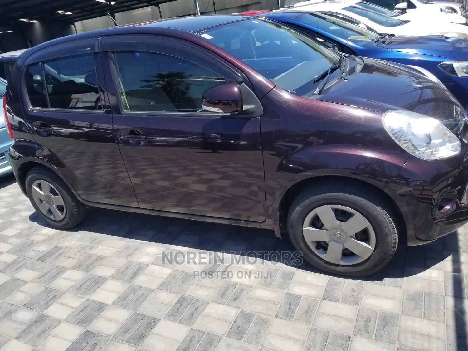 Daihatsu Boon 2015 Purple