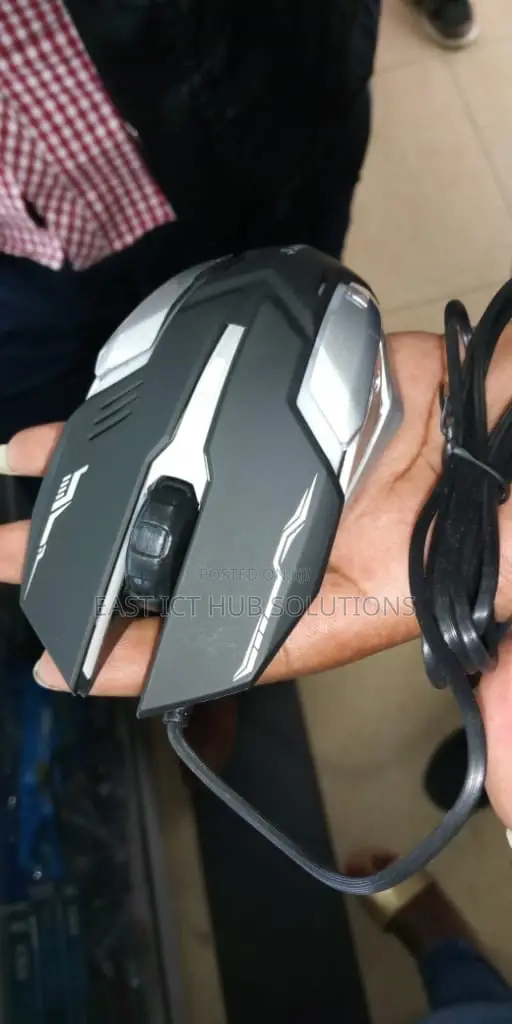 Hello Gamers! Premium Gaming Mouse
