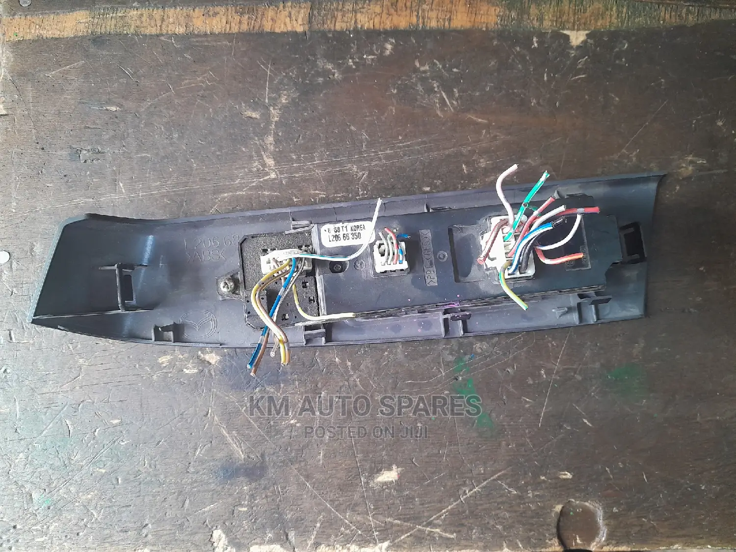 Mazda Premacy Main Power Window Switch.