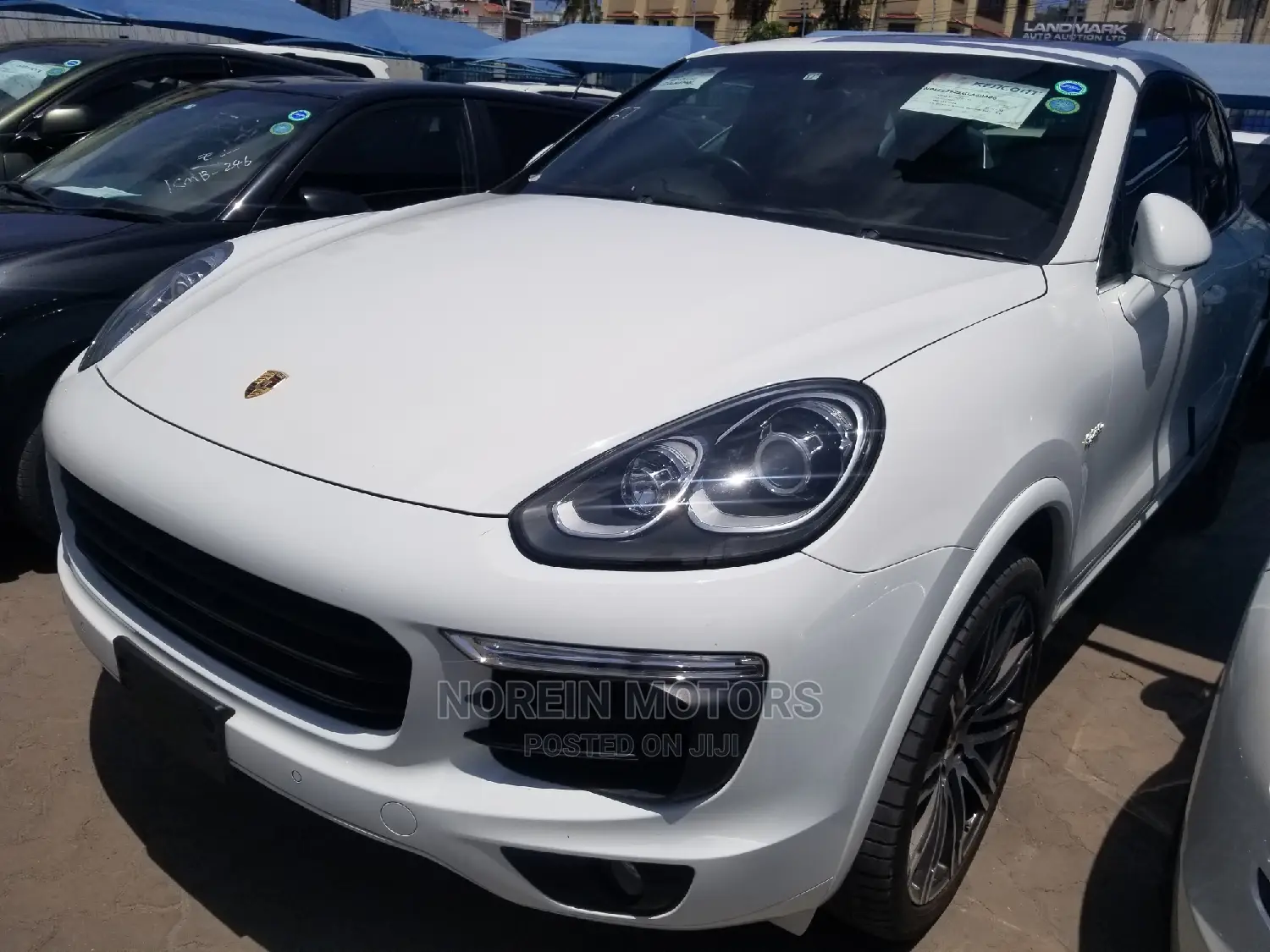 Porsche Cayenne 2015 White