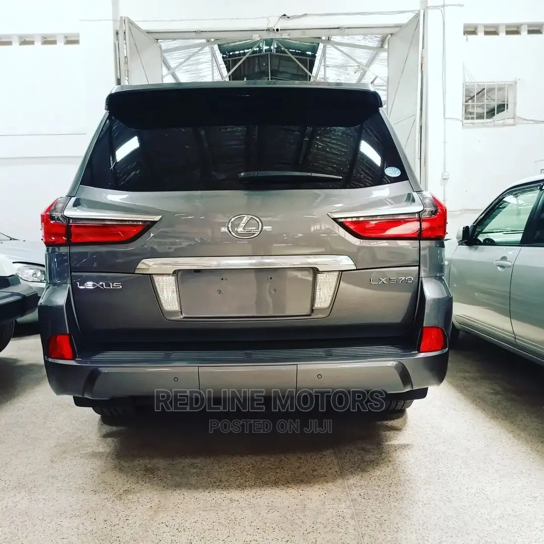 Lexus LX 570 AWD 2016 Gray