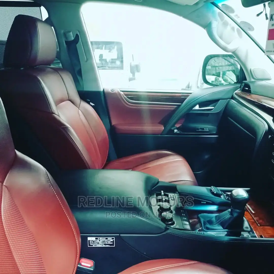 Lexus LX 570 AWD 2016 Gray