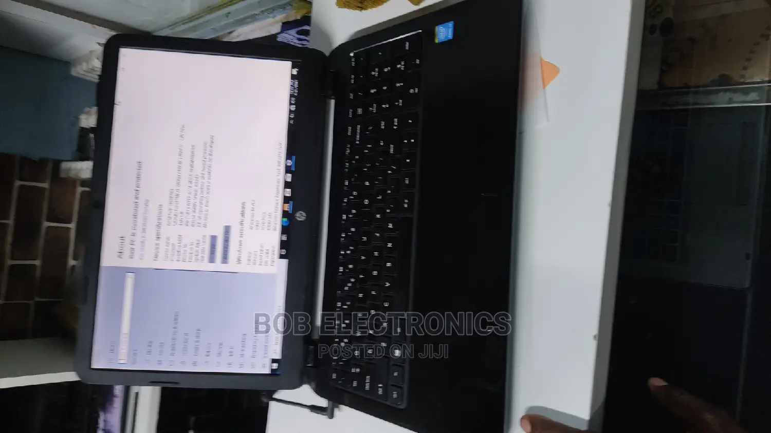 Laptop HP 14-Dq1088wm 4GB Intel Pentium HDD 500GB