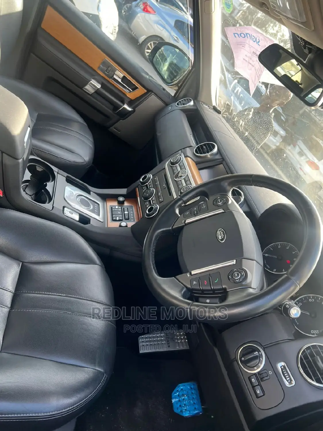 Land Rover Discovery 2016 Brown