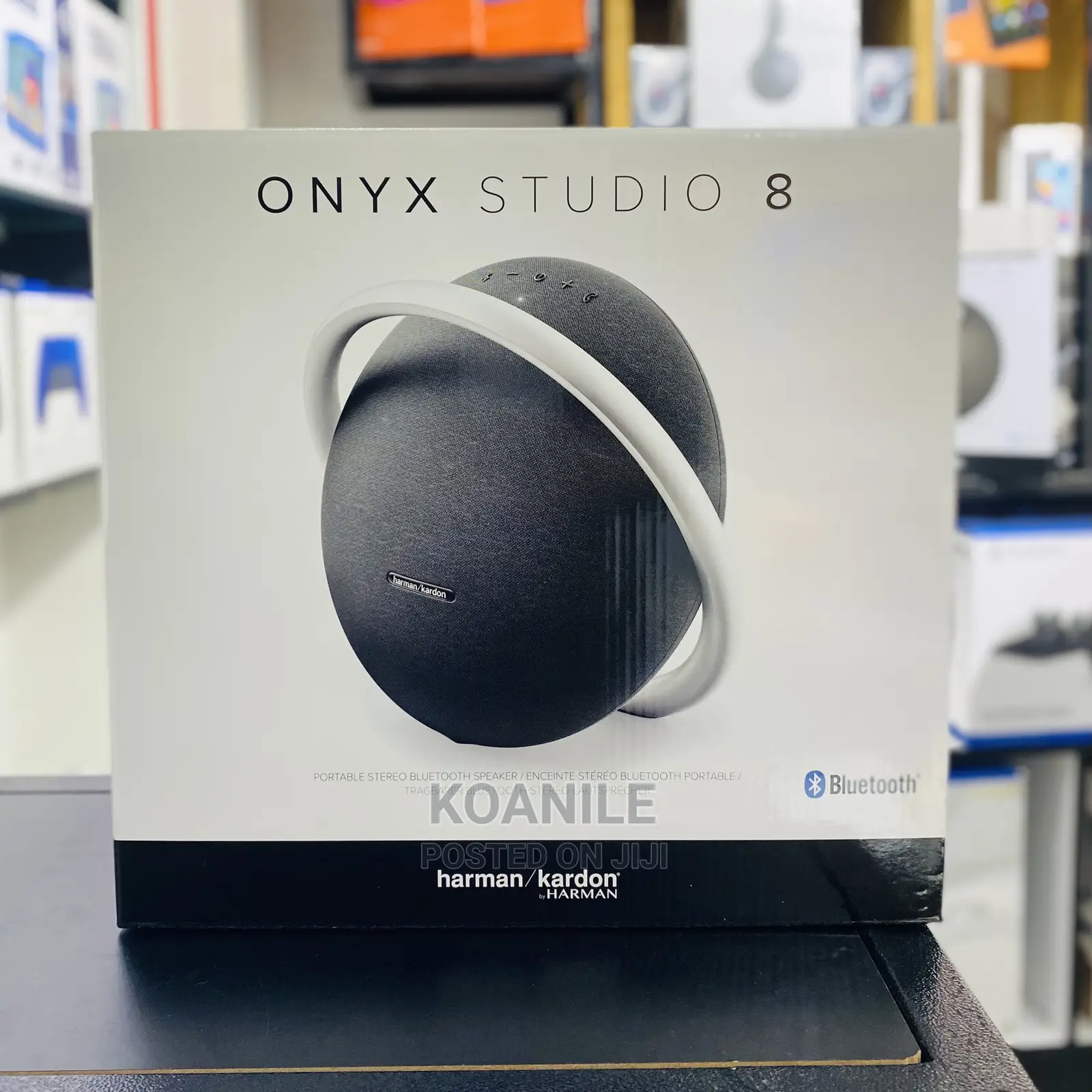 Onyx Studio 8