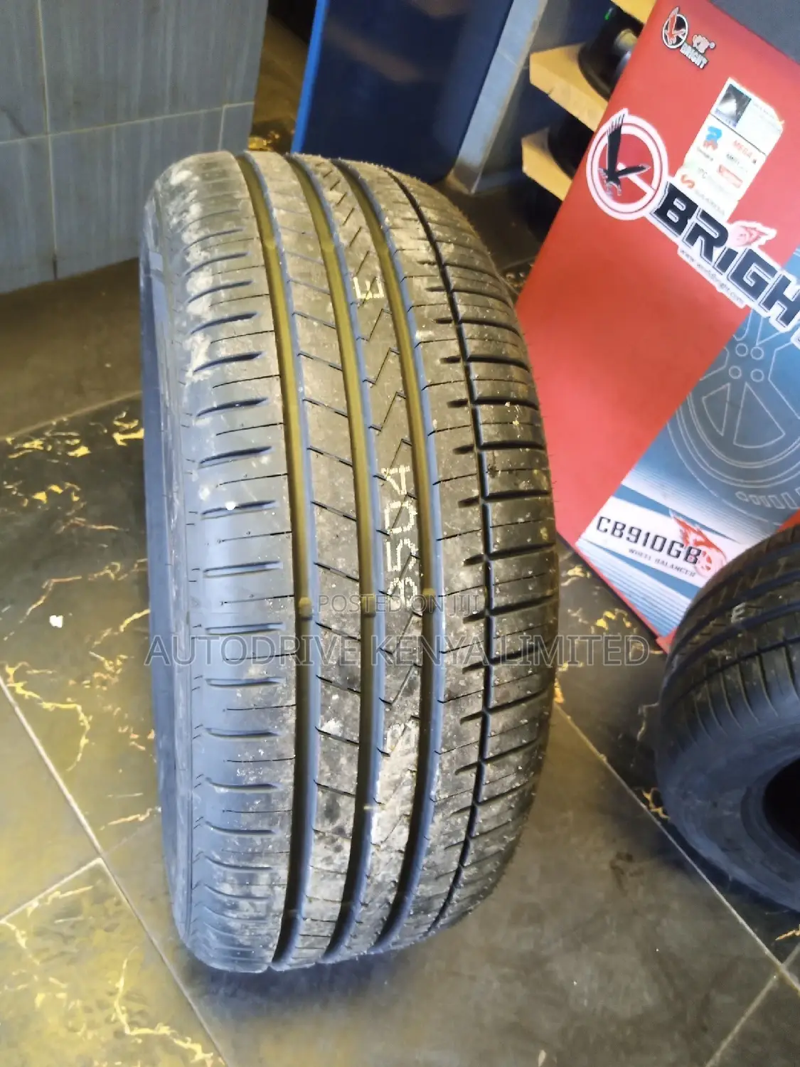 235/55r18 Falken Tyre