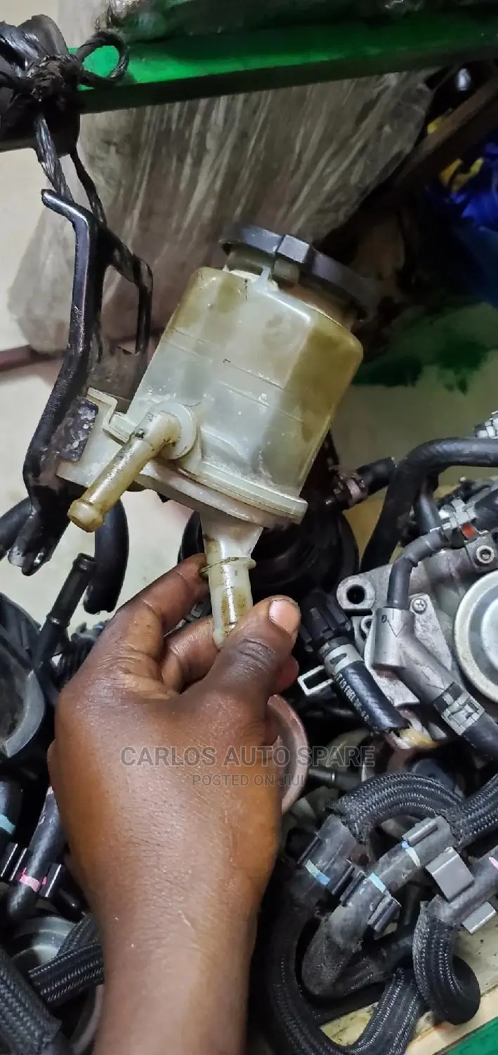 Brake Fuel Tank Hilux Vigo