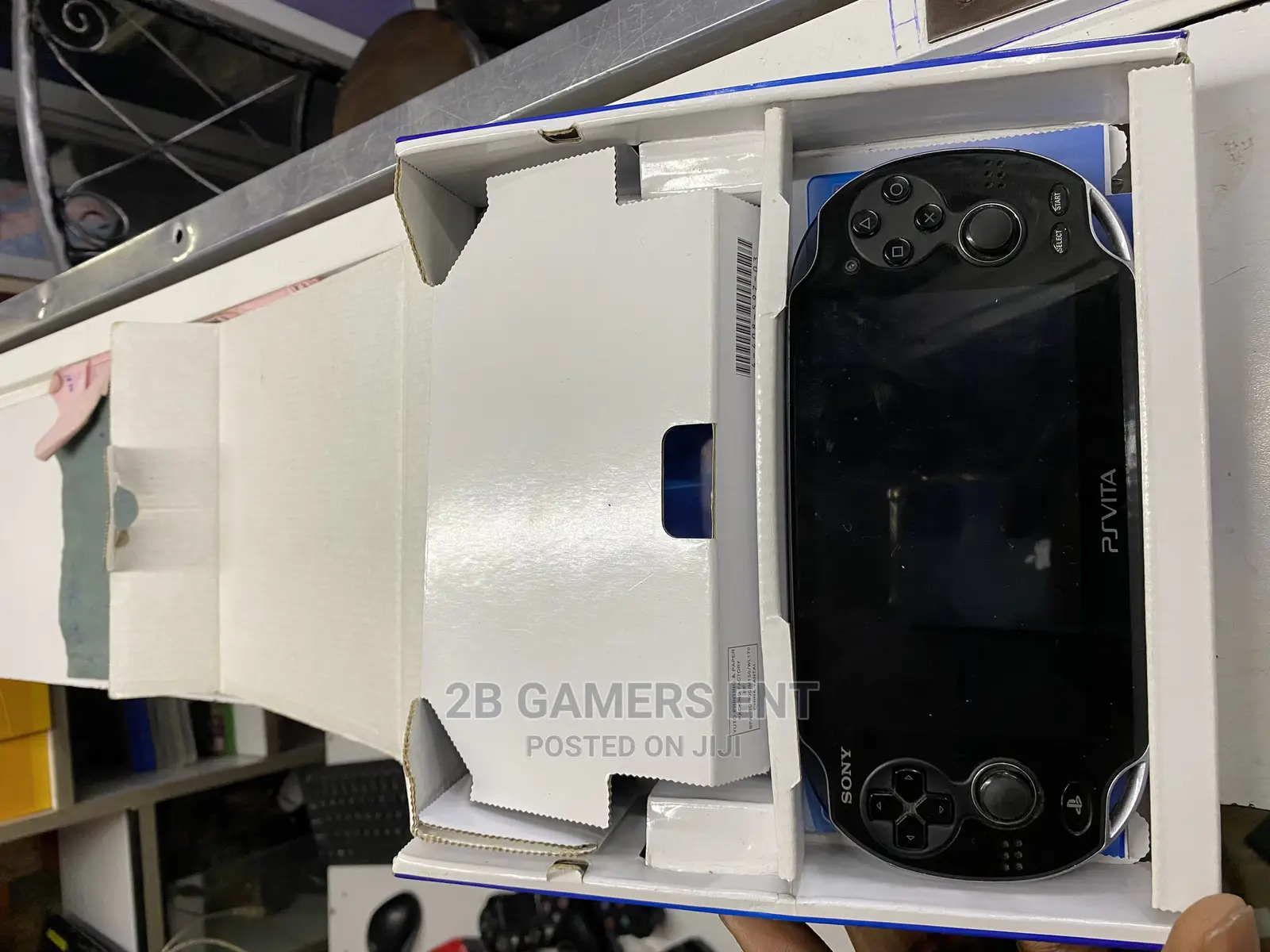 Sony Psvita , Clean Chipped