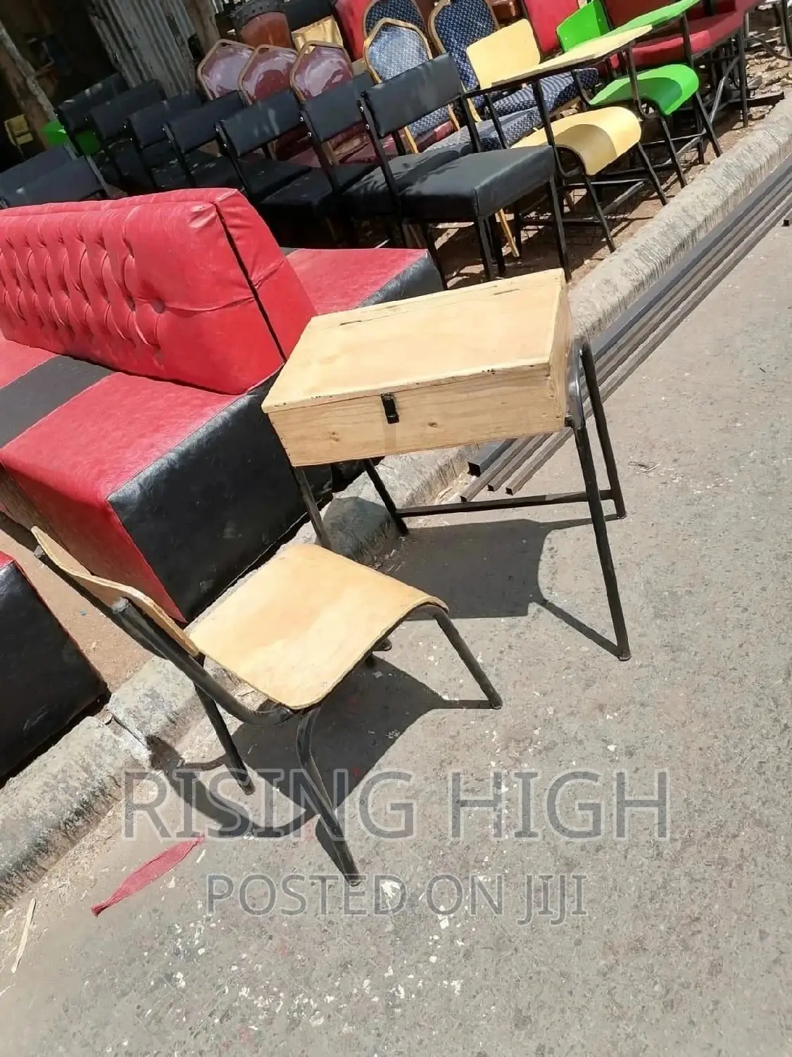Top Quality Chairs and Locker's