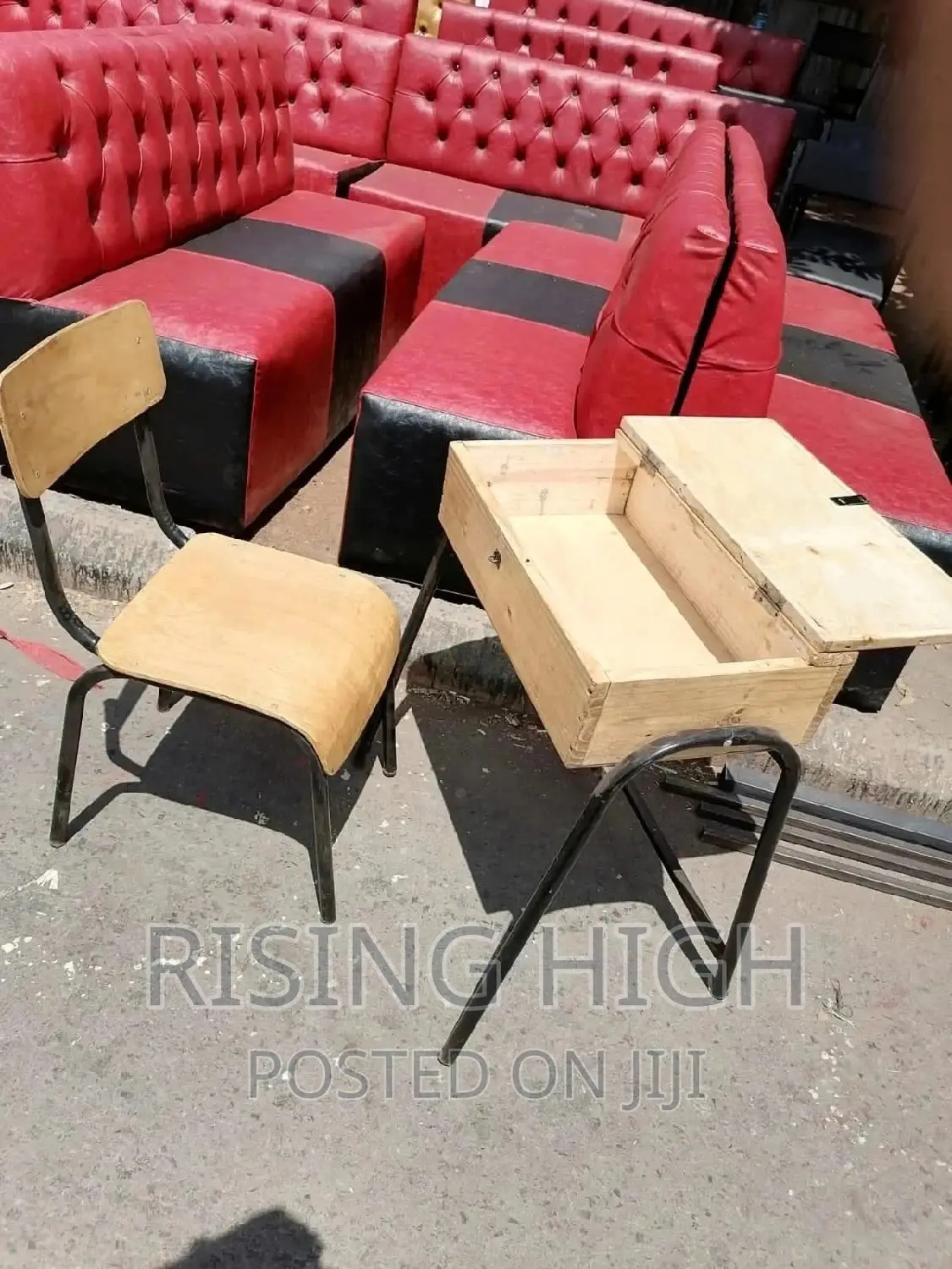 New Arrivals Best Quality Chairs and Lockers