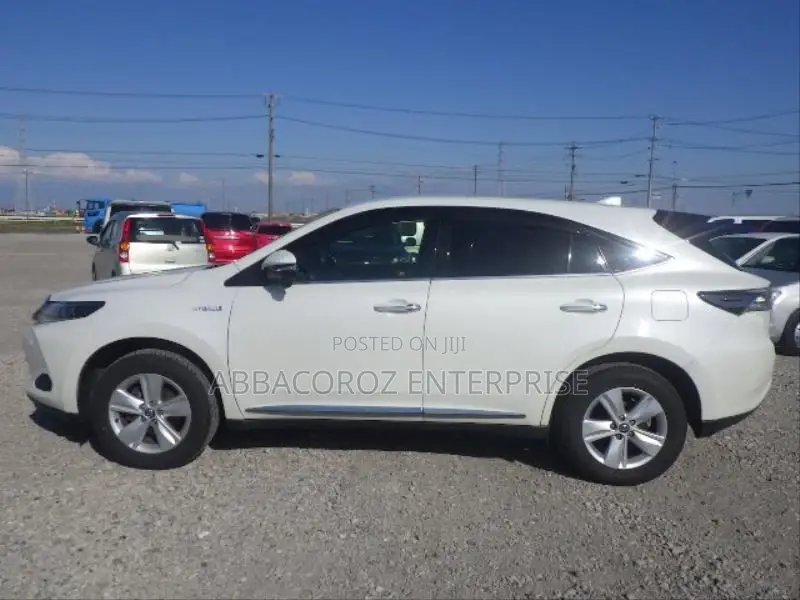 Toyota Harrier 2.5 Hybrid 4WD 2015 Pearl
