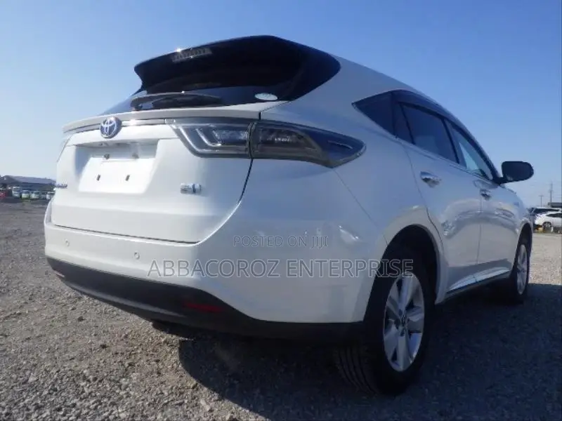 Toyota Harrier 2.5 Hybrid 4WD 2015 Pearl