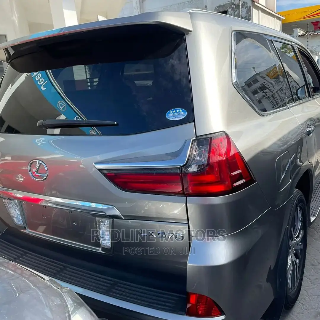 Lexus LX 570 (5 Seats) AWD 2016 Gray