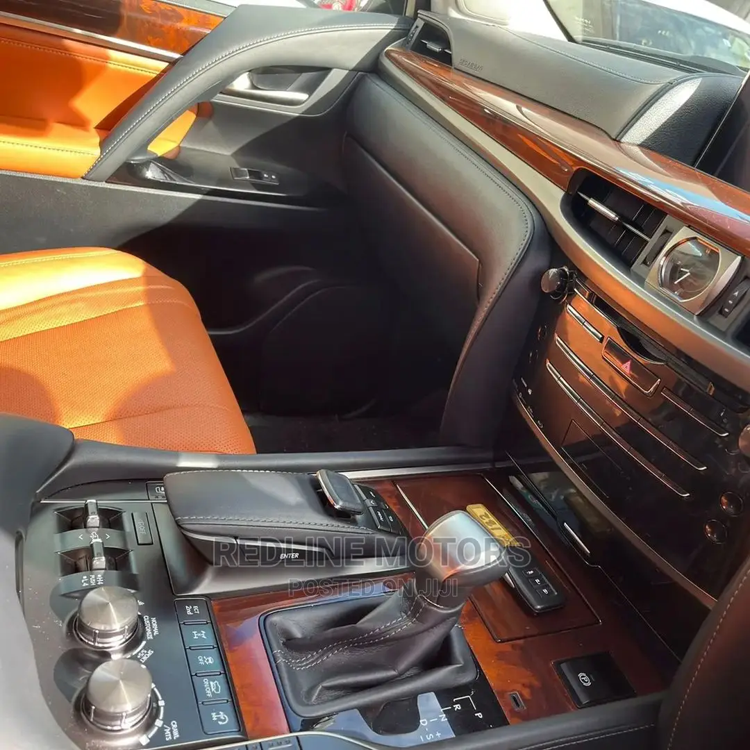 Lexus LX 570 (5 Seats) AWD 2016 Gray