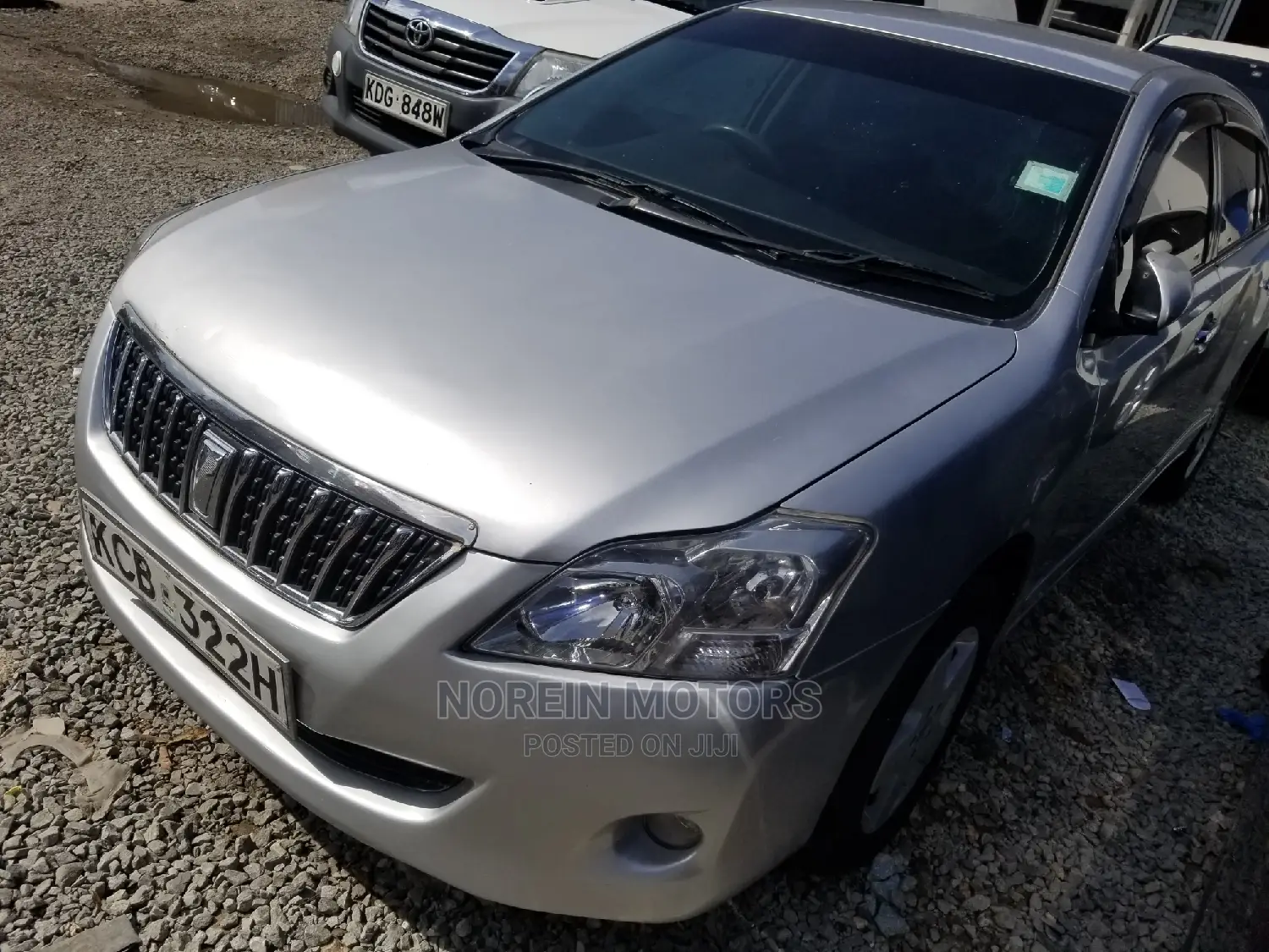 Toyota Premio 1.5 FWD 2013 Silver