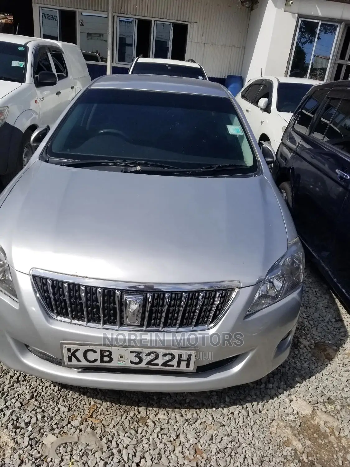 Toyota Premio 1.5 FWD 2013 Silver