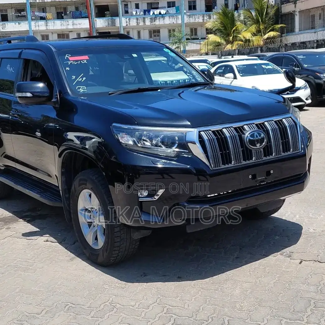 Toyota Land Cruiser Prado 2.7 2018 Matt Black