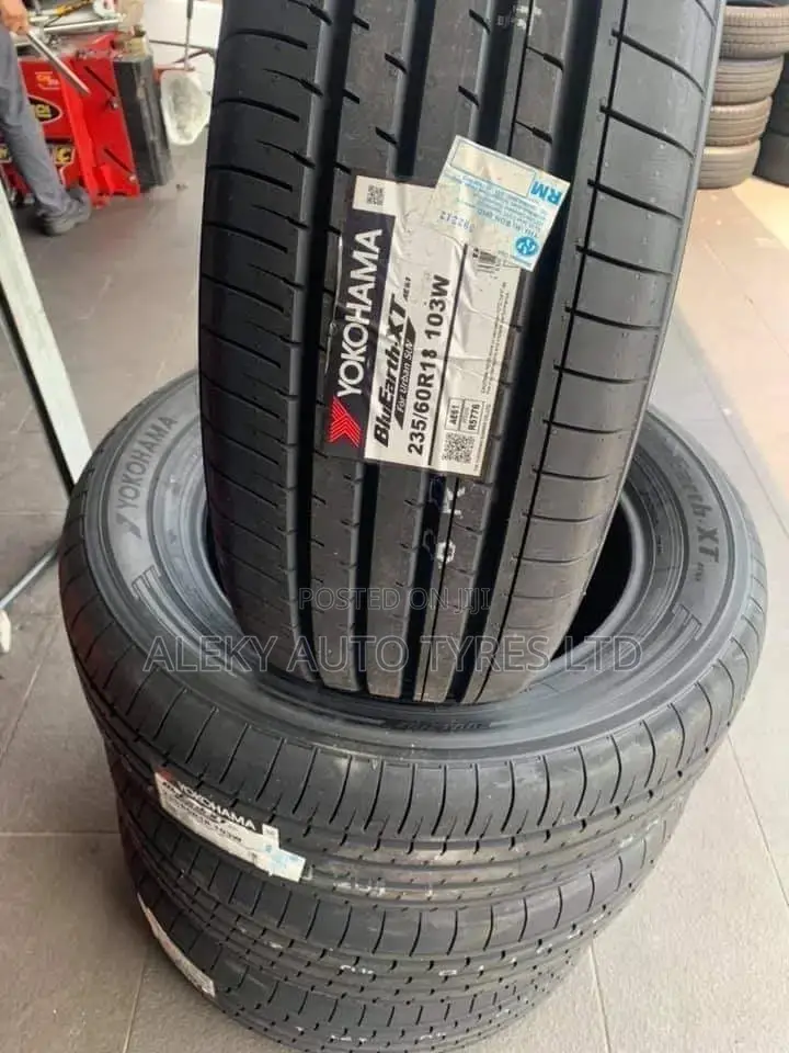 235/60 R18 Yokohama Tyre (Japan)