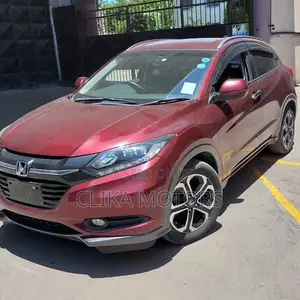 Honda Vezel 2016 1.5L 2WD - Red, Immaculate Condition