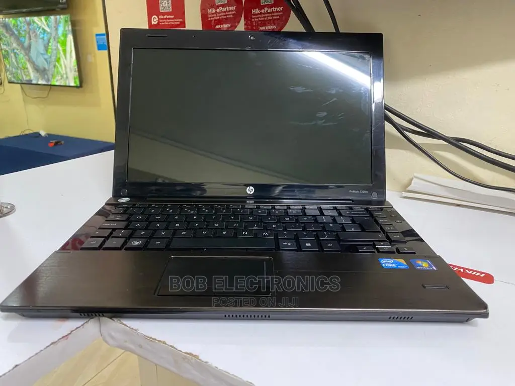 Laptop HP 14-Dq1088wm 4GB Intel Celeron HDD 320GB
