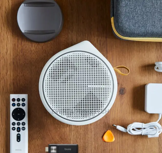 Benq GV30 DLP Portable Smart Projector