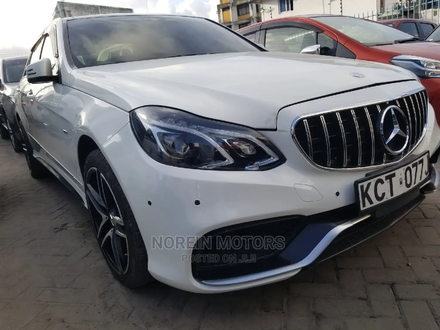 Mercedes-Benz E250 2013 White