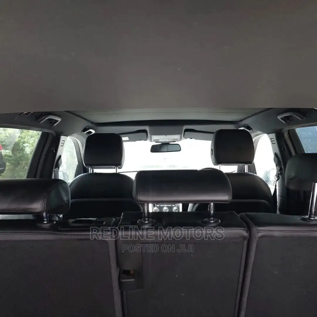 Land Rover Discovery 2016 Gray
