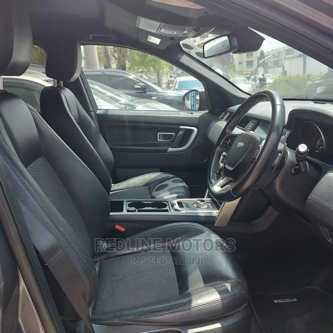 Land Rover Discovery 2016 Gray