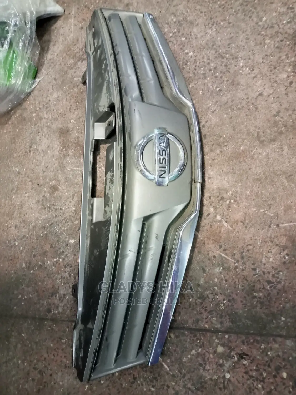Ex Japan Grill for Nissan Note on Sale