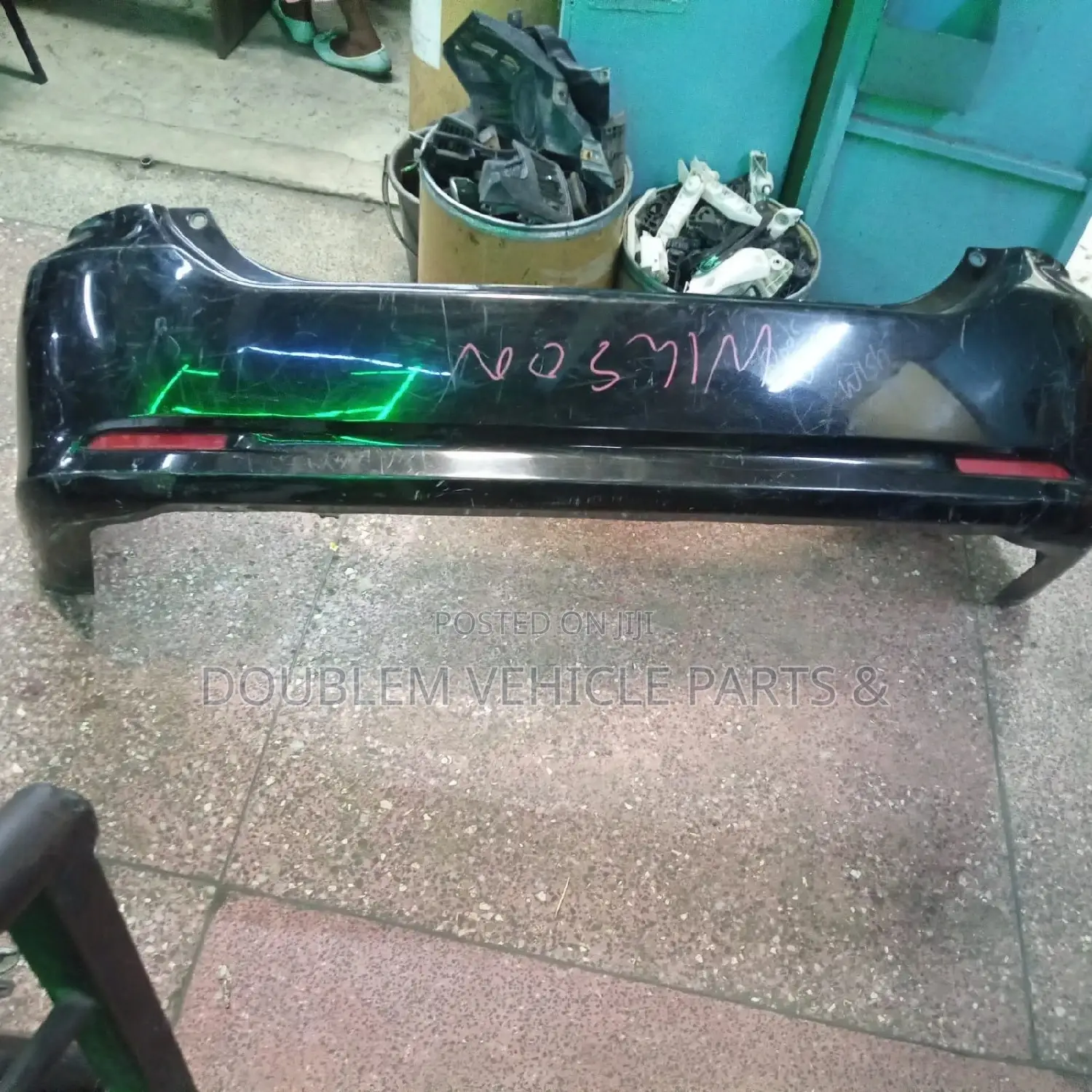Rear Bumper Wish 2005