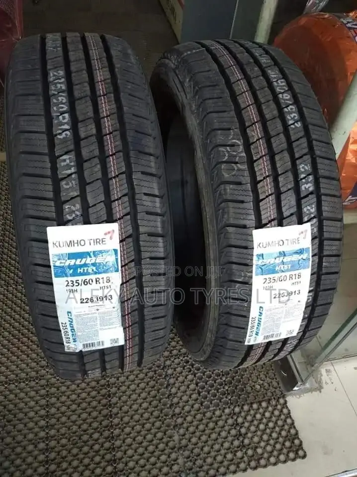 235/60 R18 Kumho Tyre (Korea)