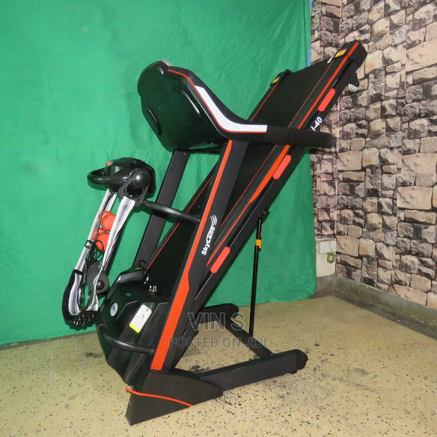 Skyland Intel 40 Treadmills* Skyland Intel 40 Treadmills New