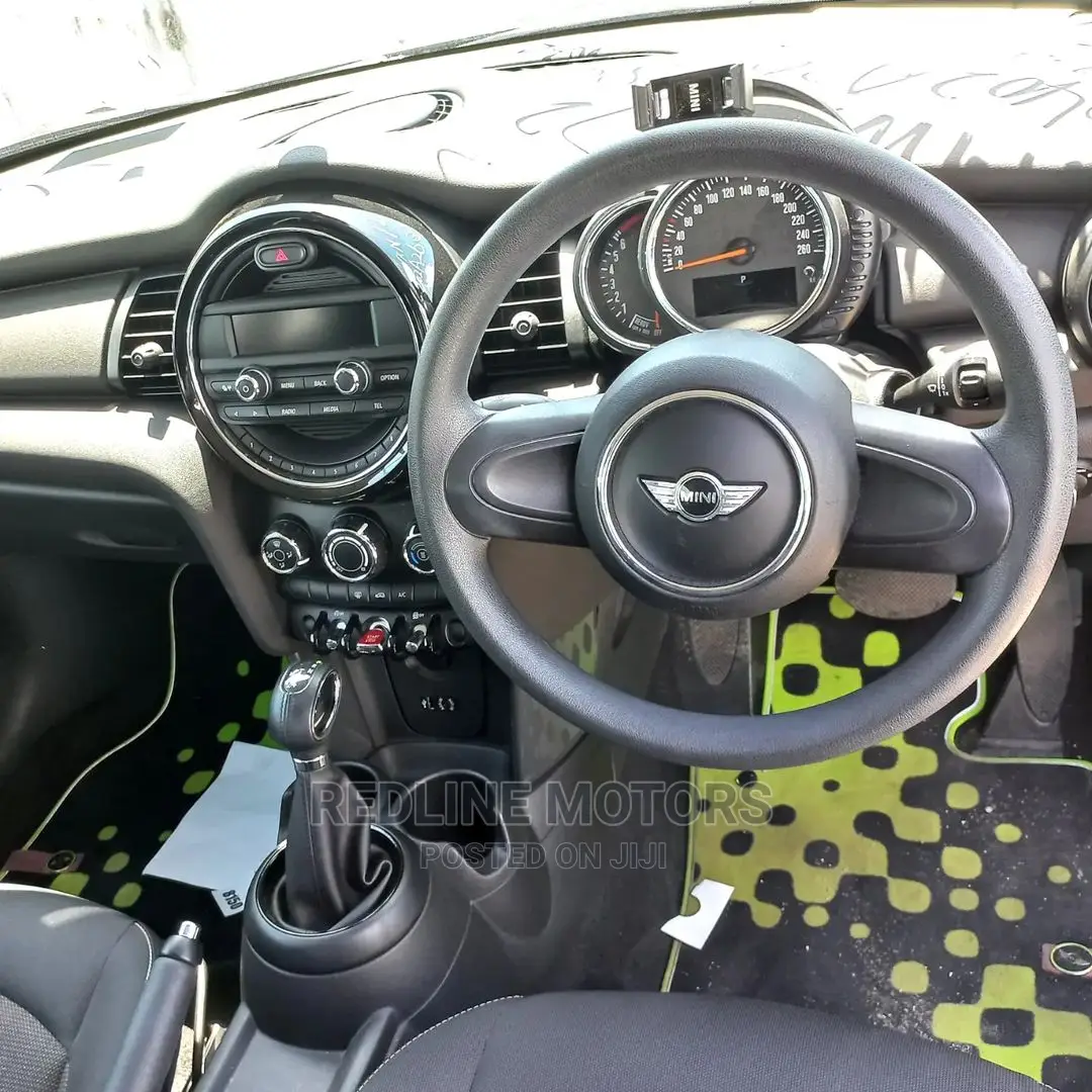 Mini Cooper 2016 Green