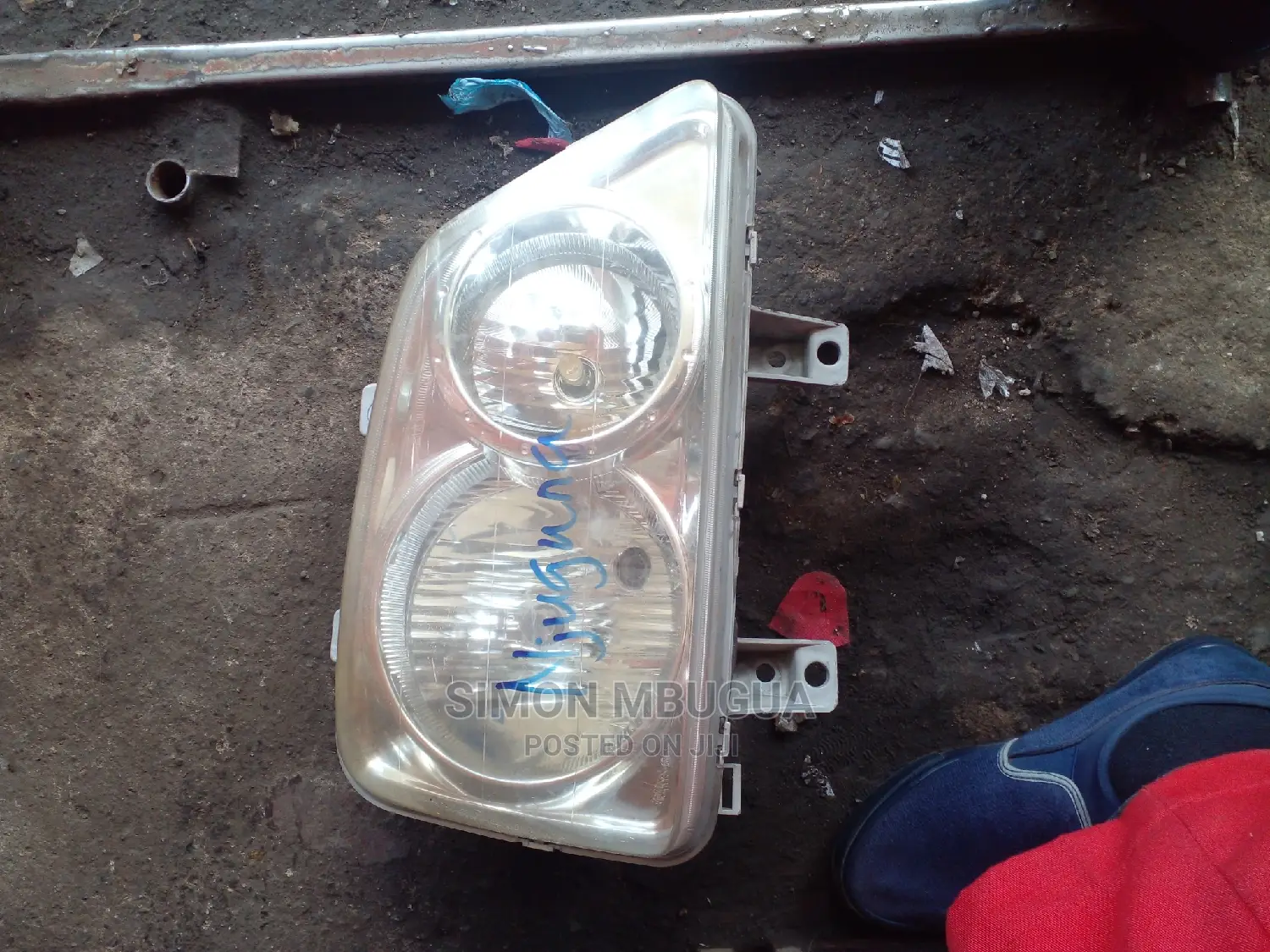 Toyota Cami Headlight