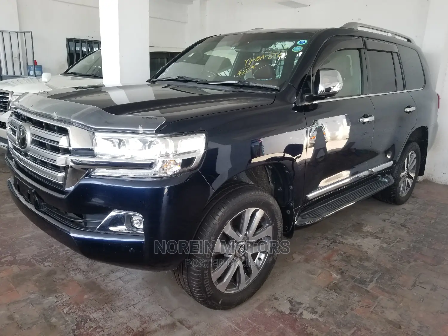 Toyota Land Cruiser 4.6 V8 ZX 2015 Blue