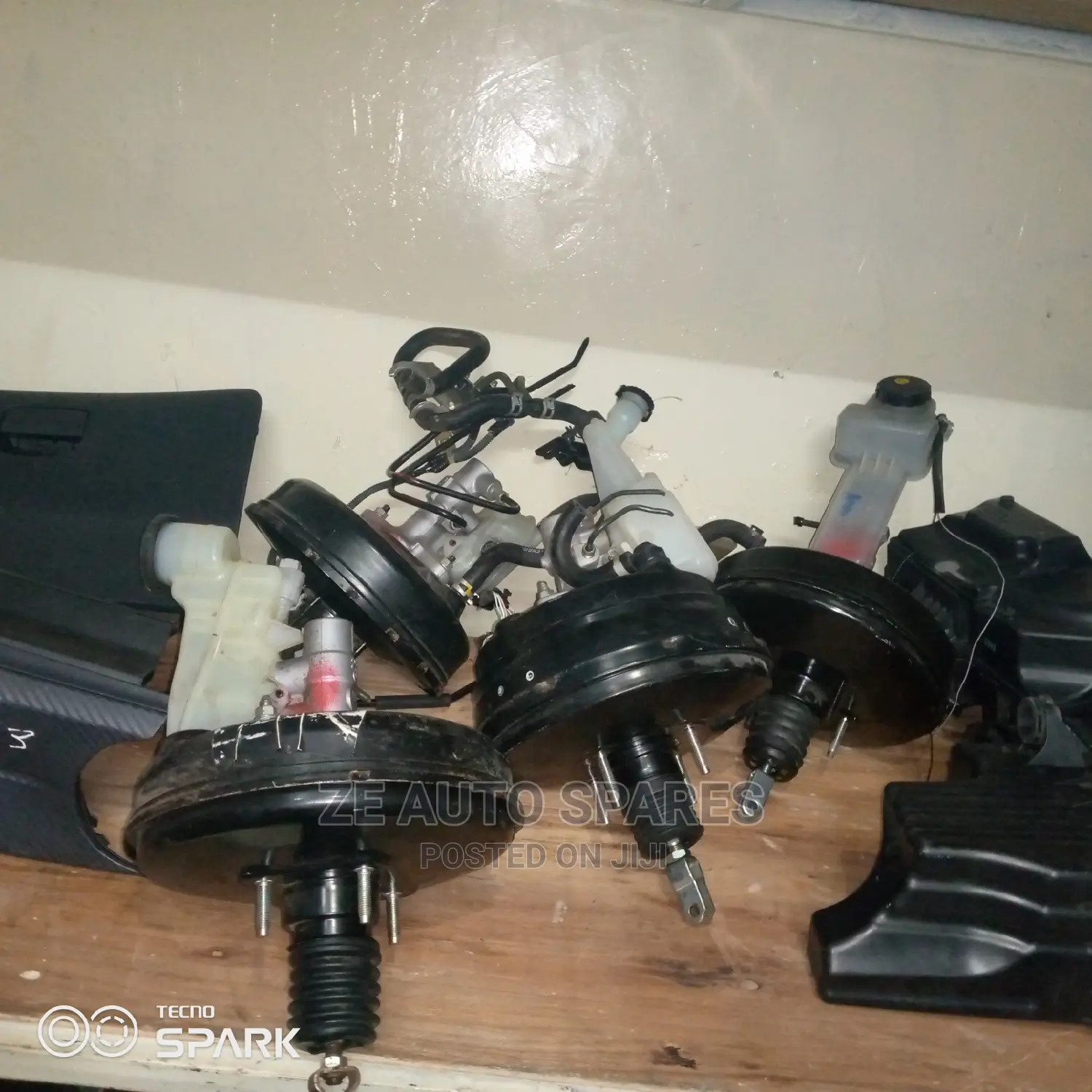 Honda Fit 2012 Brake Booster/Master Cylinder
