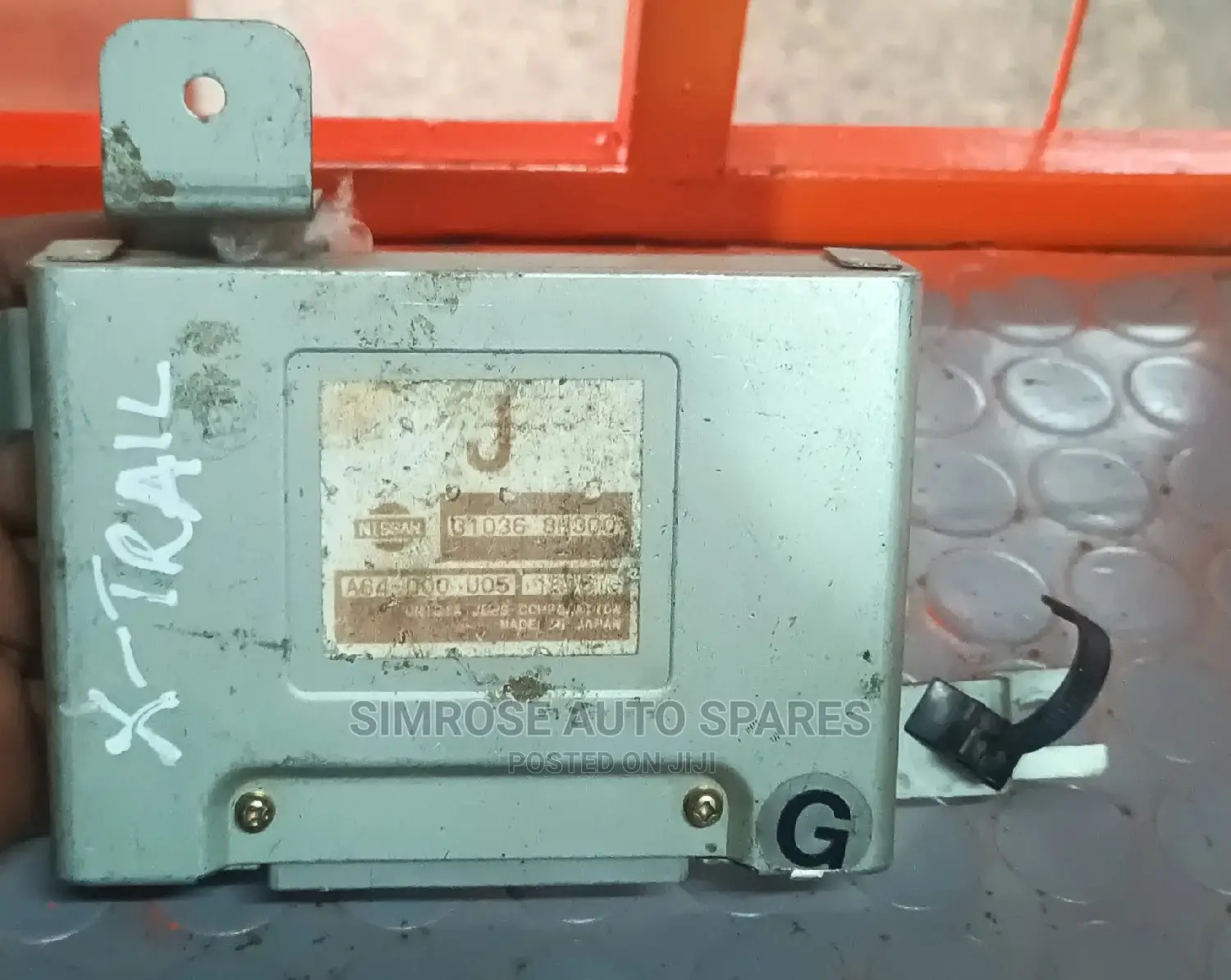 Nissan X-Trail Gear Box Control Unit.