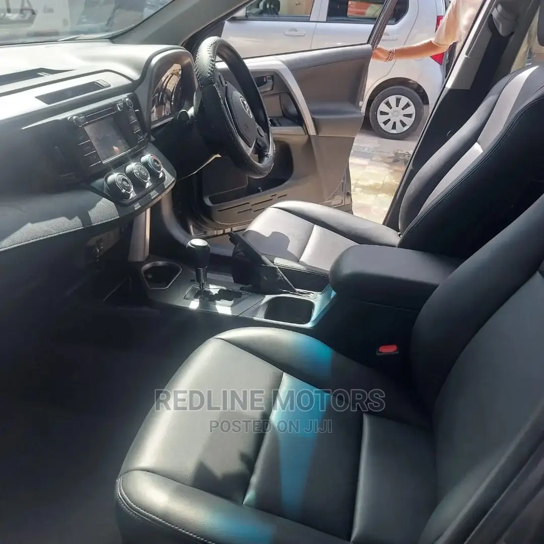 Toyota RAV4 2016 Gray