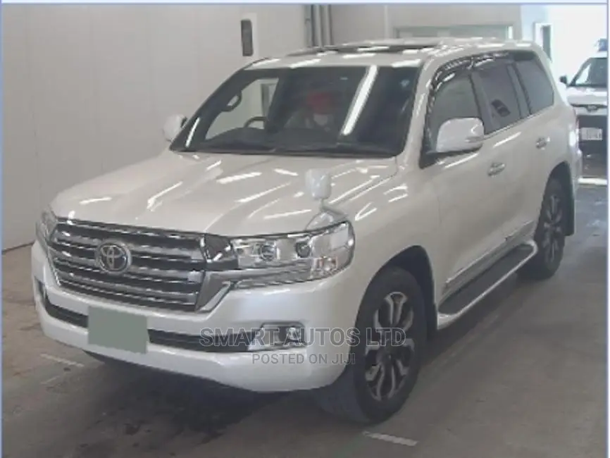 Toyota Land Cruiser 2017 Pearl
