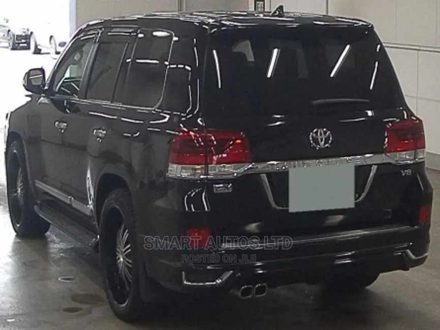 Toyota Land Cruiser 2016 Black