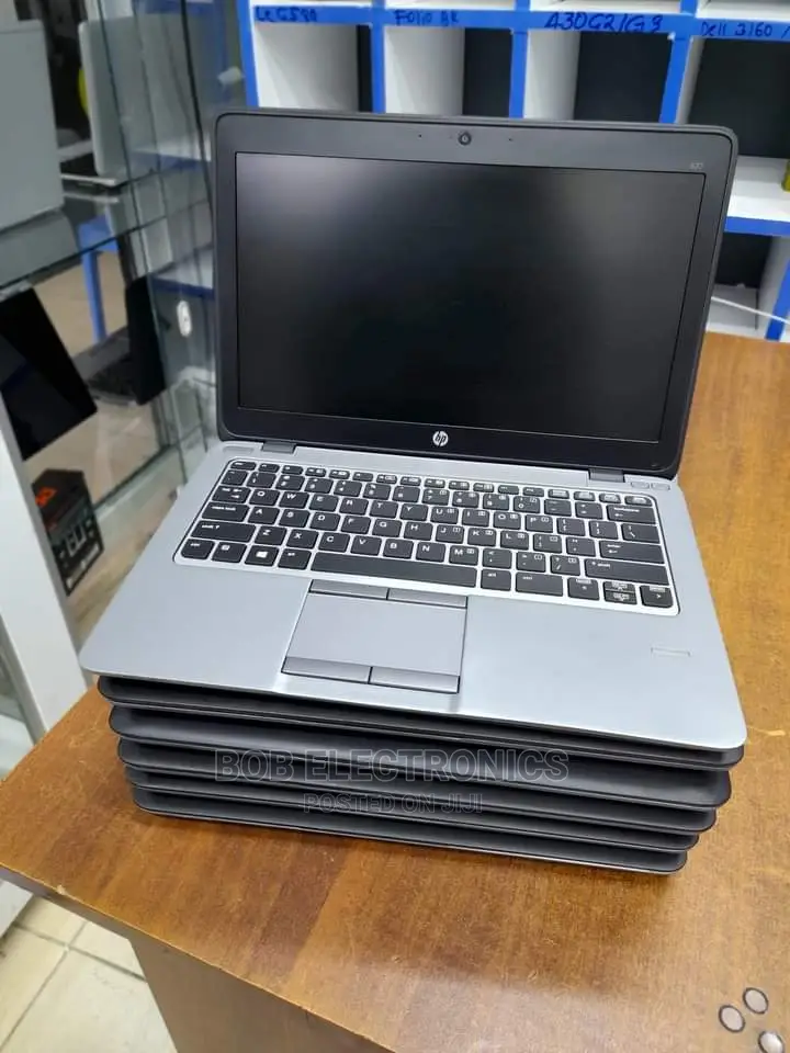 Laptop HP 14-Dq1088wm 4GB Intel Pentium HDD 500GB