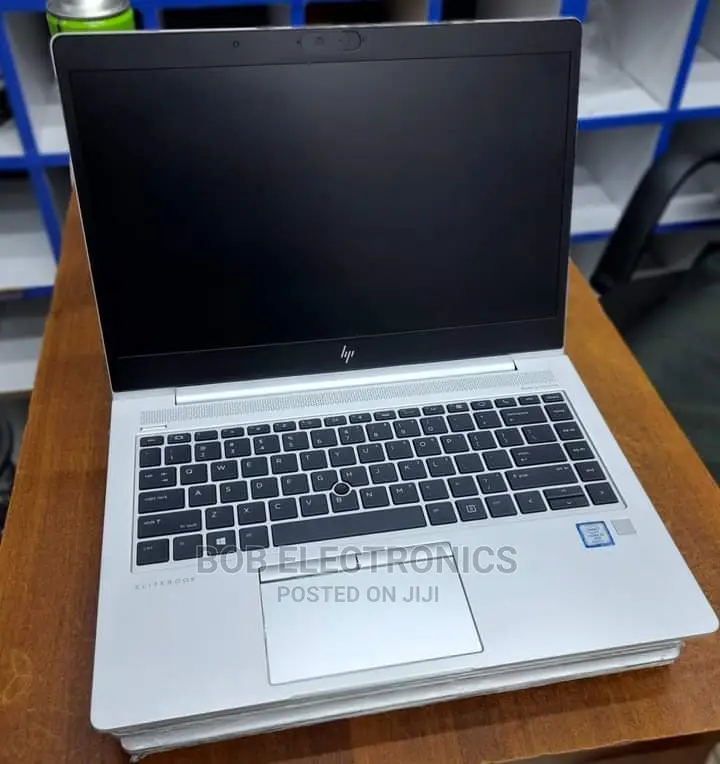 Laptop HP 14-Dq1088wm 4GB Intel Pentium HDD 500GB