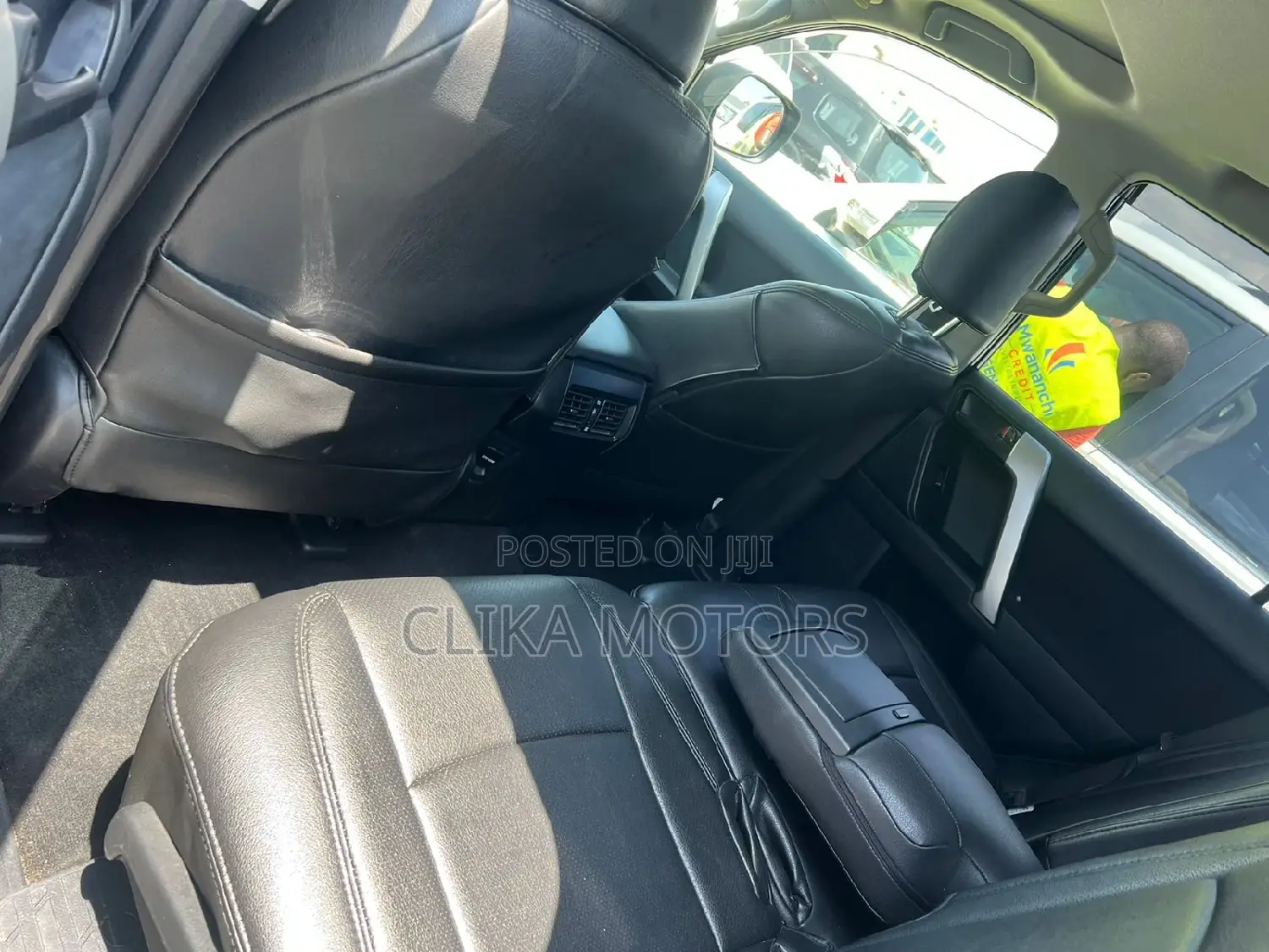 Toyota Land Cruiser Prado 2016 Brown