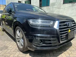 Audi Q5 2017 Black