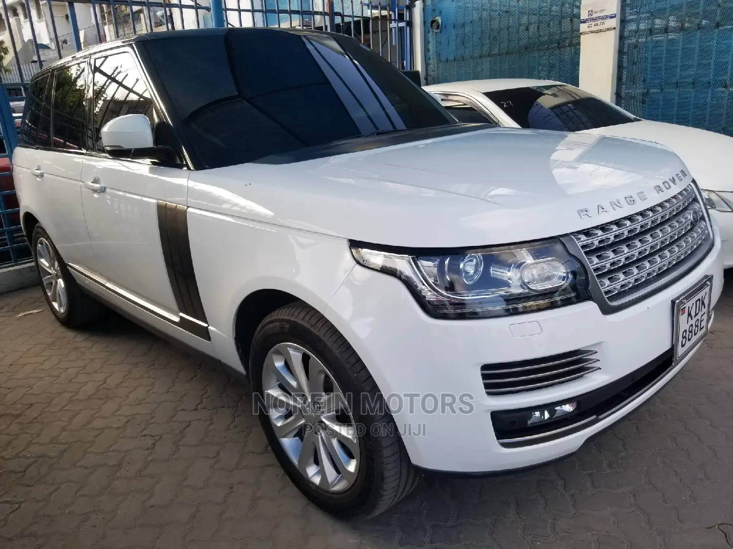 Land Rover Range Rover Vogue 2015 White