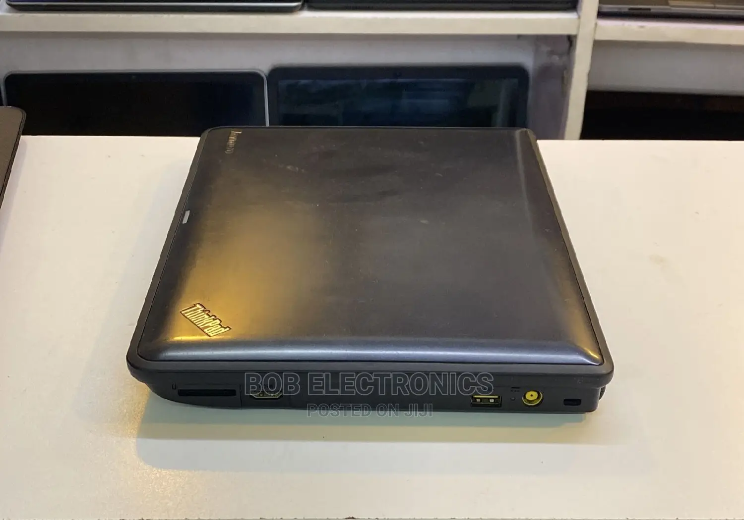 Laptop Lenovo IdeaPad Y730 4GB Intel Celeron HDD 500GB