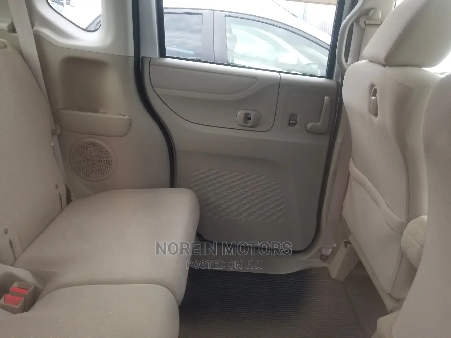 Honda N-Wgn 660 4WD 2015 Silver
