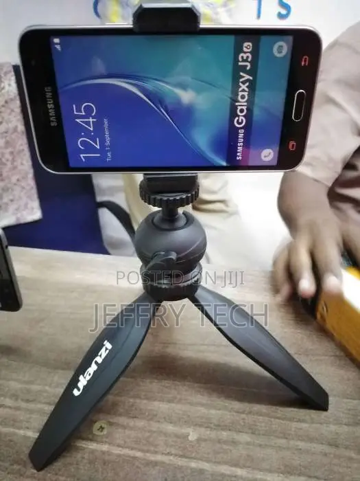 Mini Tripod With Detachable Ball Head + Phonemount