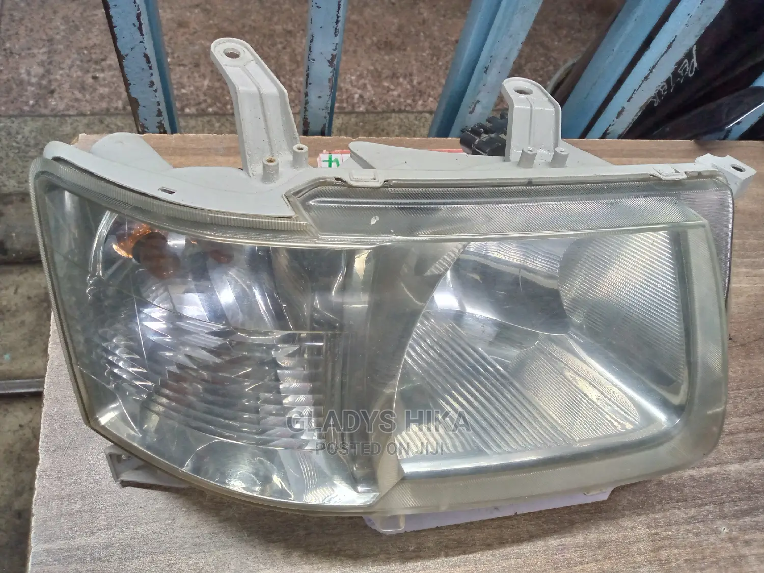 Succed Headlights