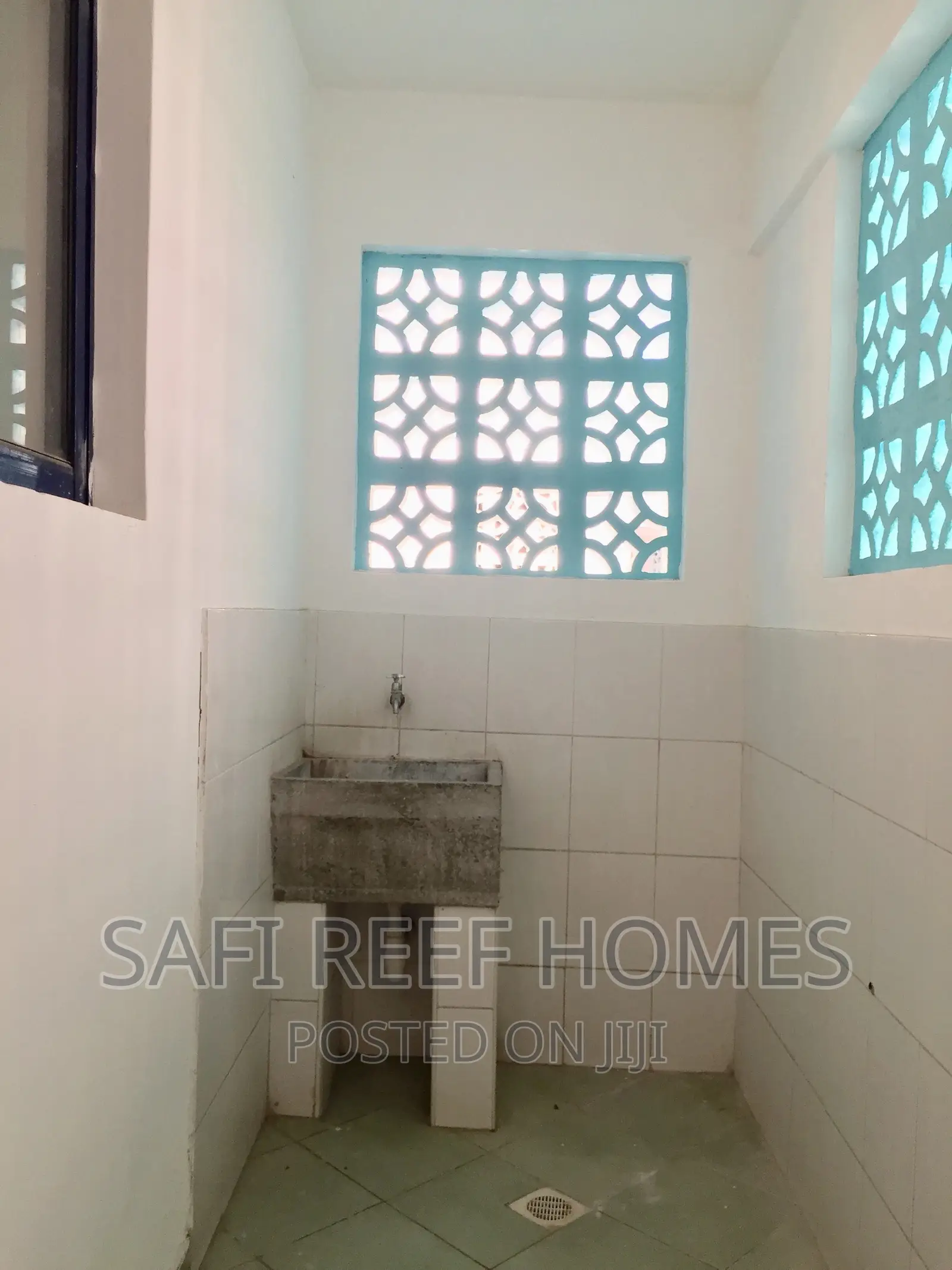 3bdrm Apartment in Kizingo for Rent